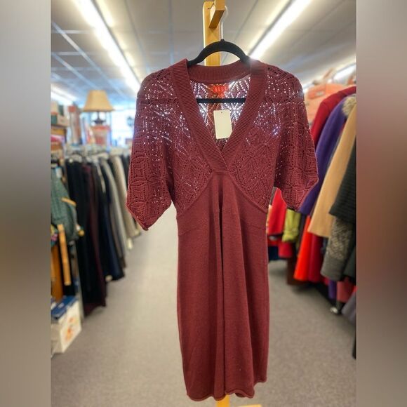 ELLE  Med Maroon knitted dress - Picture 1 of 3